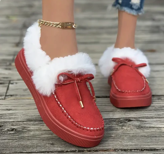 Liora – decorates every moment with cozy elegance