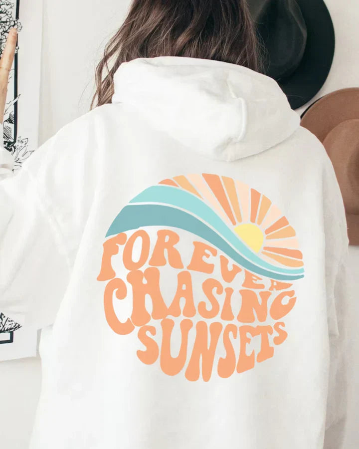 Kira - comfortable hoodie that always chases the sunsets