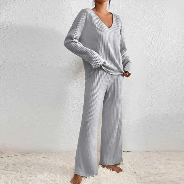 Isla – striped v-neck sweater set