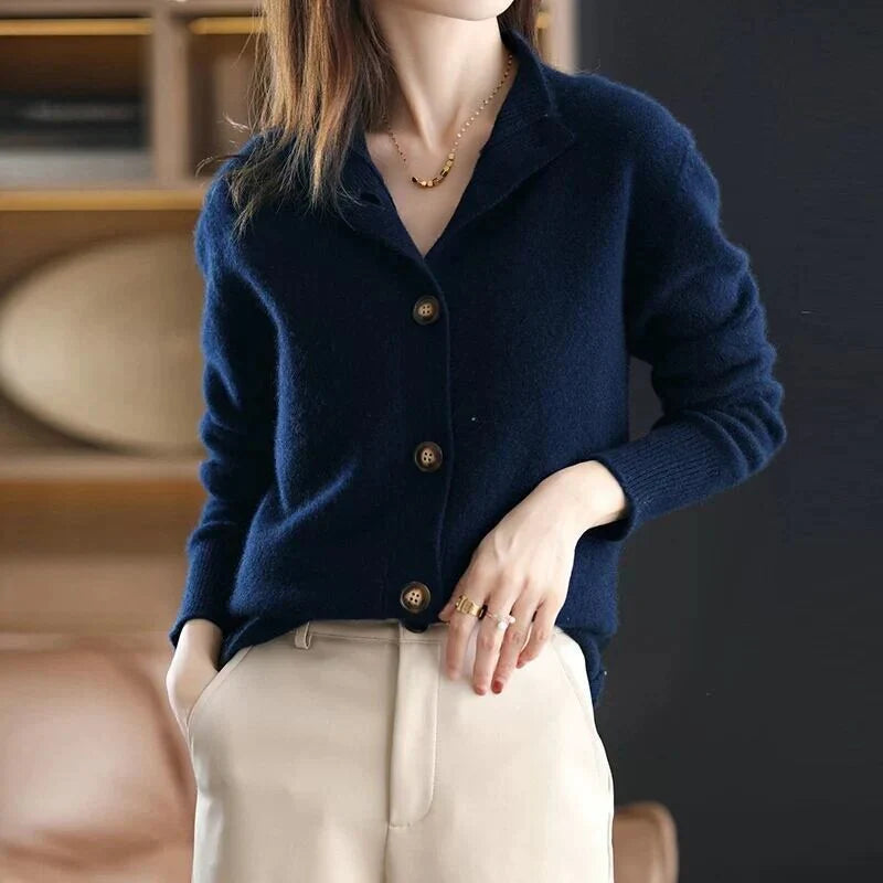Women's long-sleeved casual sweater – comfortable for everyday wear and weekends
