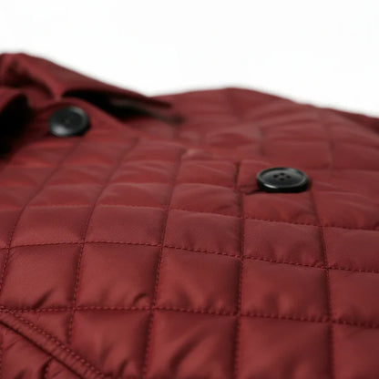 Freya – women's quilted jacket with diamond pattern and button closure