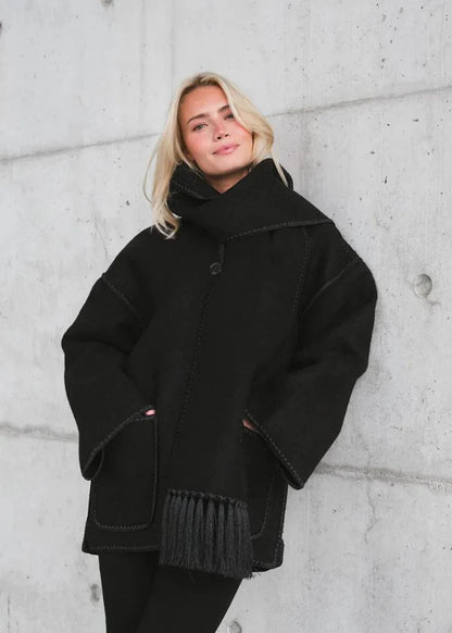 Keyra - luxurious jacket with scarf