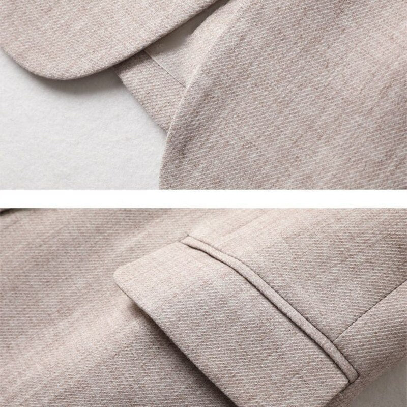 Casual women's blazer with pocket – elegant casual touch