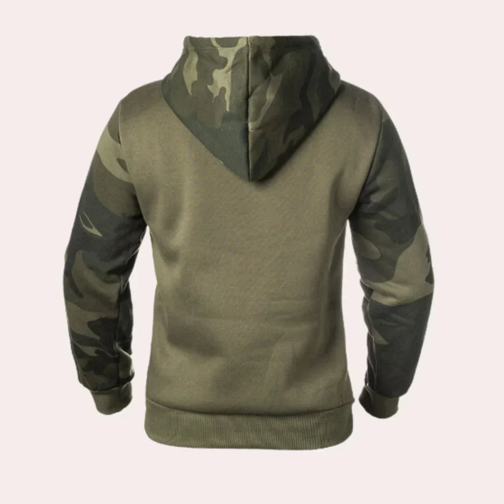 Fritz – stilfuld herresweatshirt med hætte og camouflagemønster