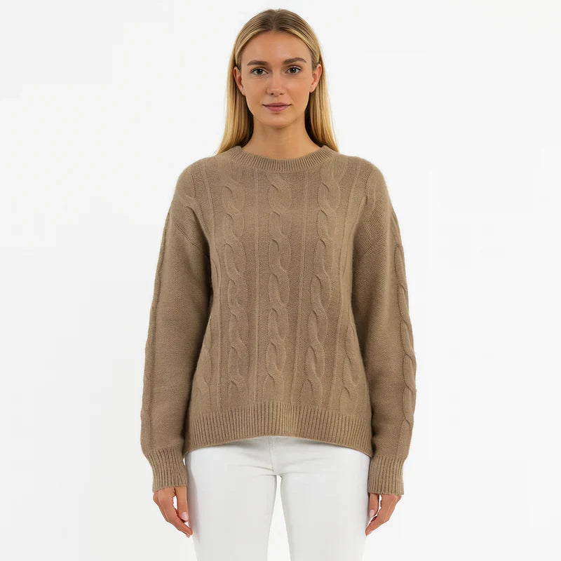 Women's long-sleeved knit sweater – a soft and versatile classic