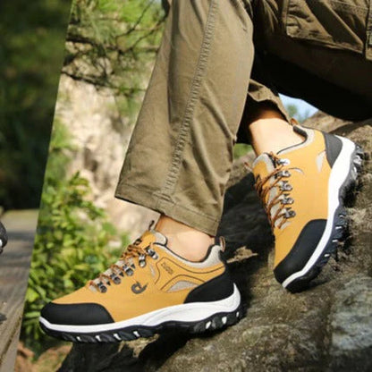 Arvid – breathable hiking boots with shock-absorbing soles
