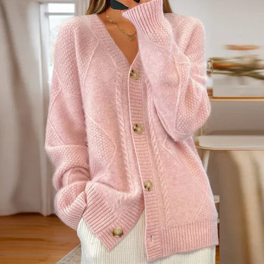 Eloise – classic cable knit cardigan made from cotton