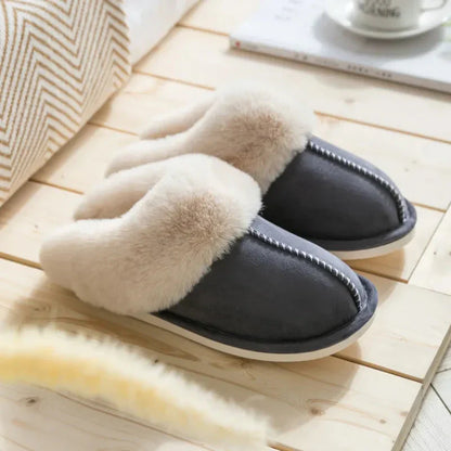Women's slippers with fur trim – cozy loungewear style