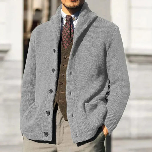 Finn – knitted cardigan with shawl collar, button placket, and pockets