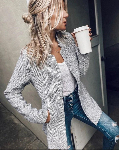 Bonnie - afslappet blazer med lange ærmer