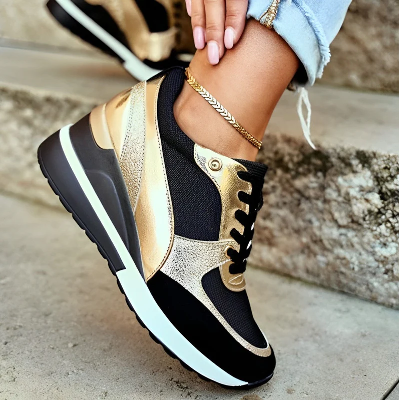 Amelia – wedge sneakers med en sporty snørelukning
