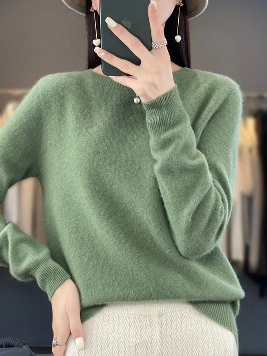Anette – warm sweater for cold days