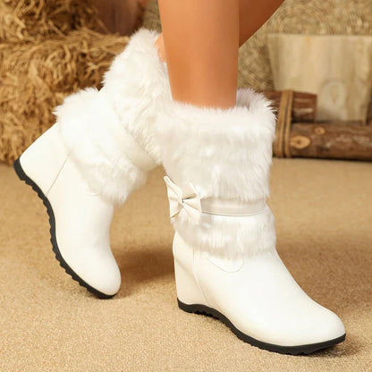 Sieglinde – cozy winter boots with thick soles and bows
