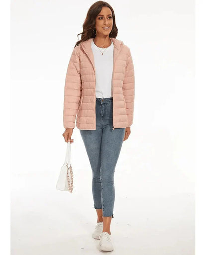 Susanne – lightweight quilted jacket with hood and modern fit