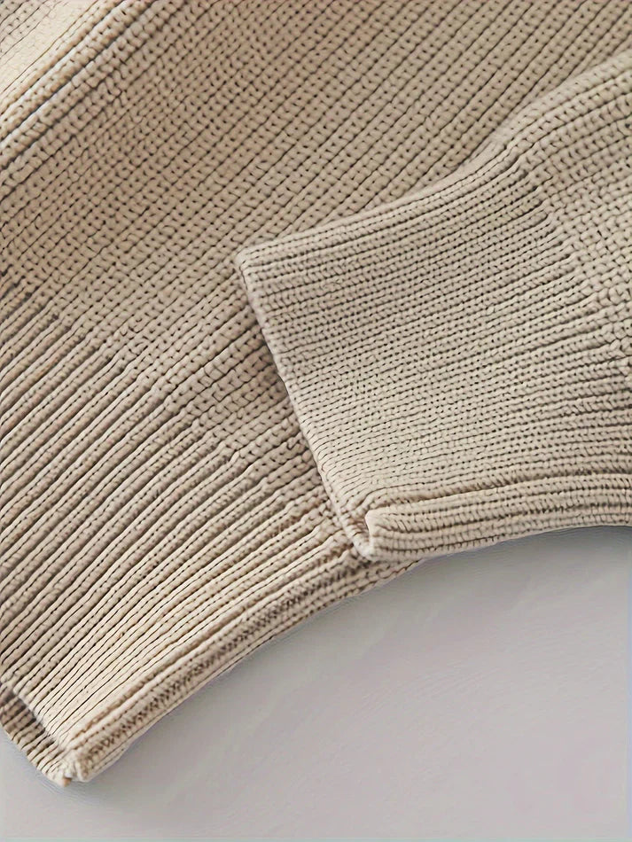 Anders – half-zip knit sweater with high collar and ribbed texture